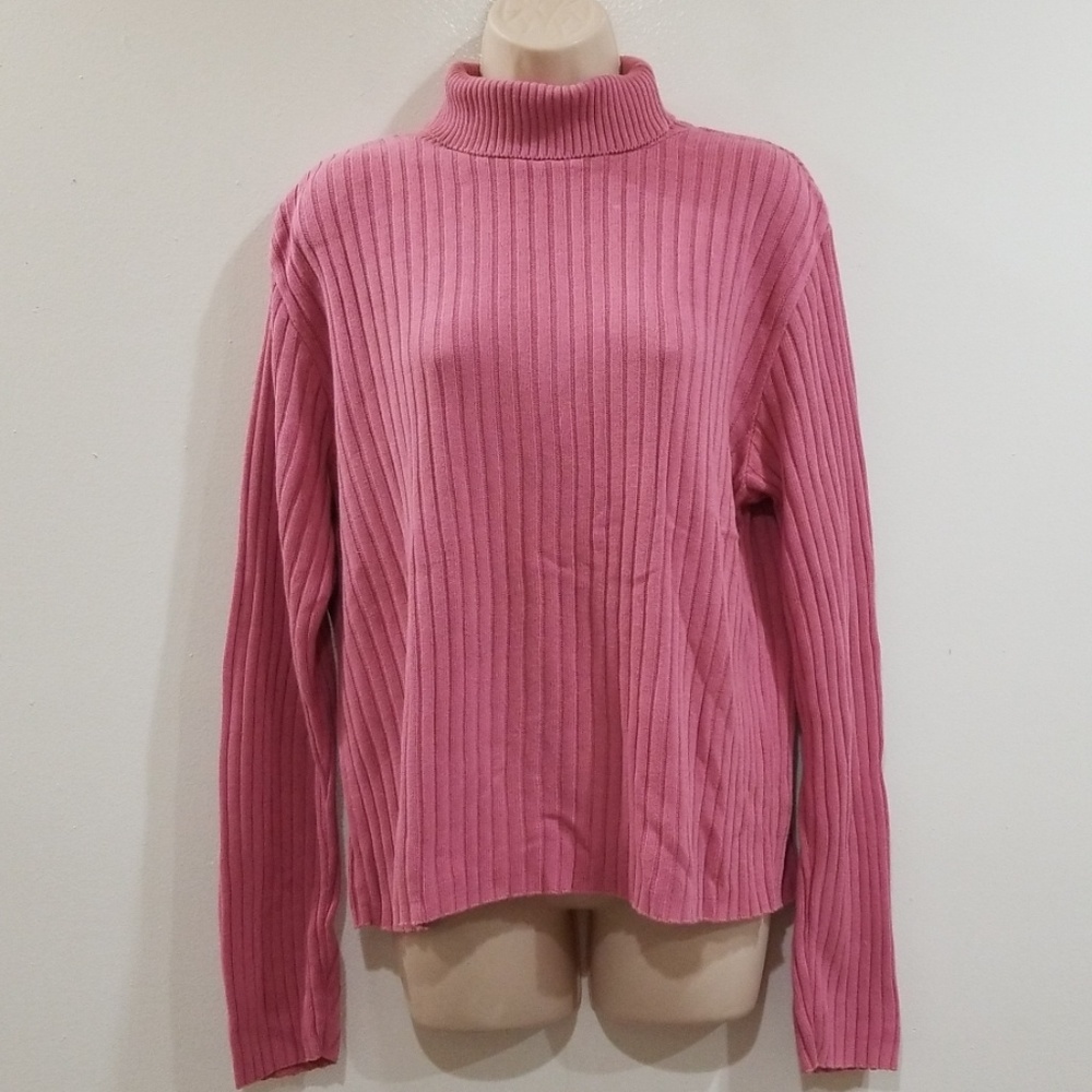 Pierre Cardin women's vintage Turtle neck sweater
